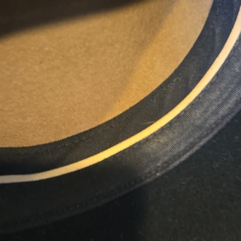 Rag & Bone New York 100% Wool Stylish Hat - Picture 9 of 12